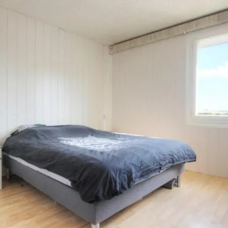 Location Meublée 8 Personnes - Proche Trentemoult Appartement