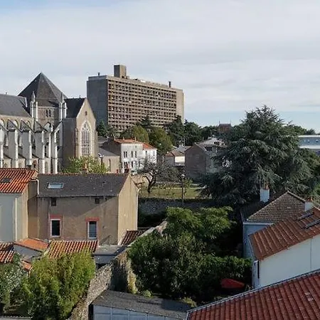 Location Meublee 8 Personnes - Proche Trentemoult Apartment