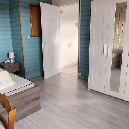 Location Meublee 8 Personnes - Proche Trentemoult Reze